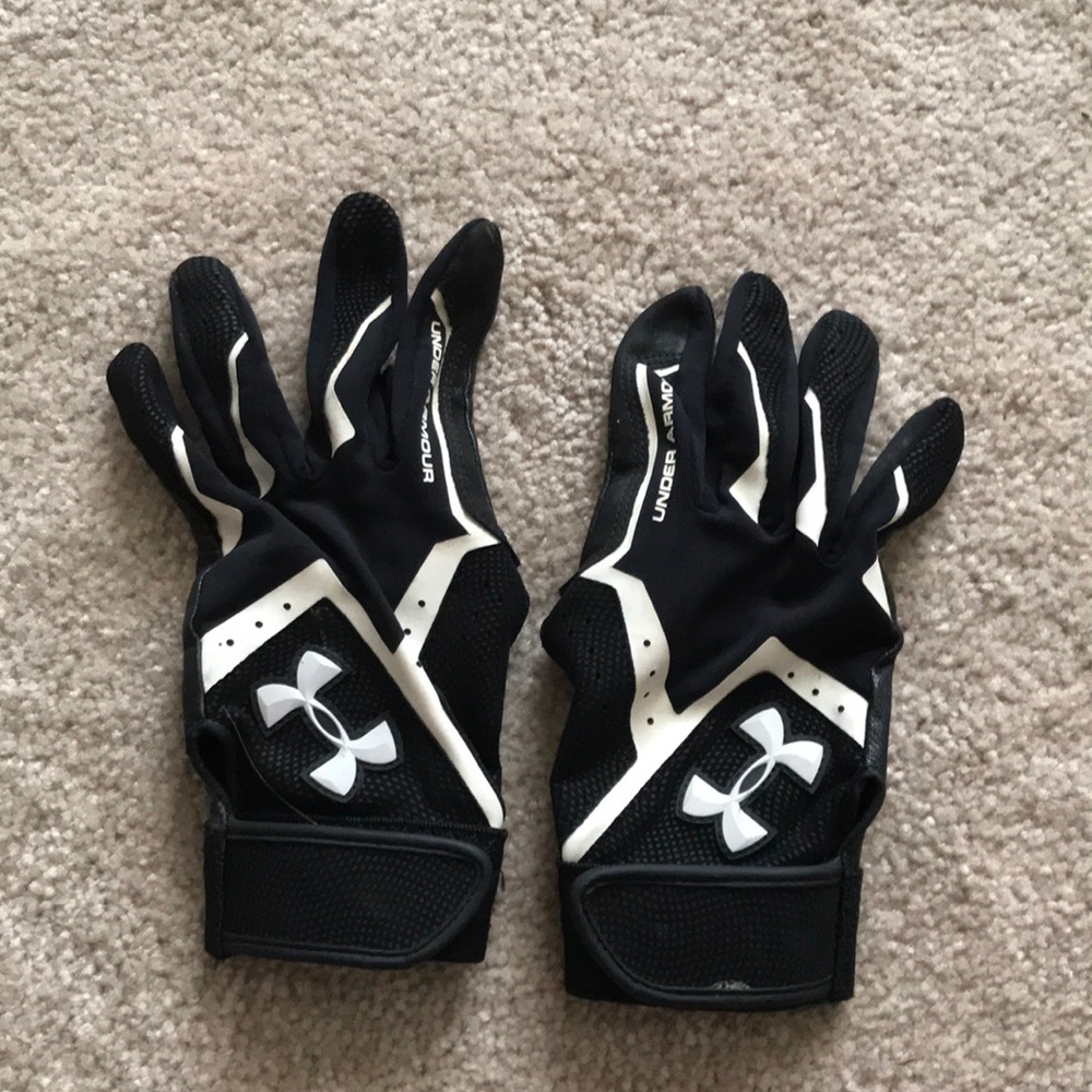 Under Armour Kids Baseball/Sotball Gloves - Y/Med